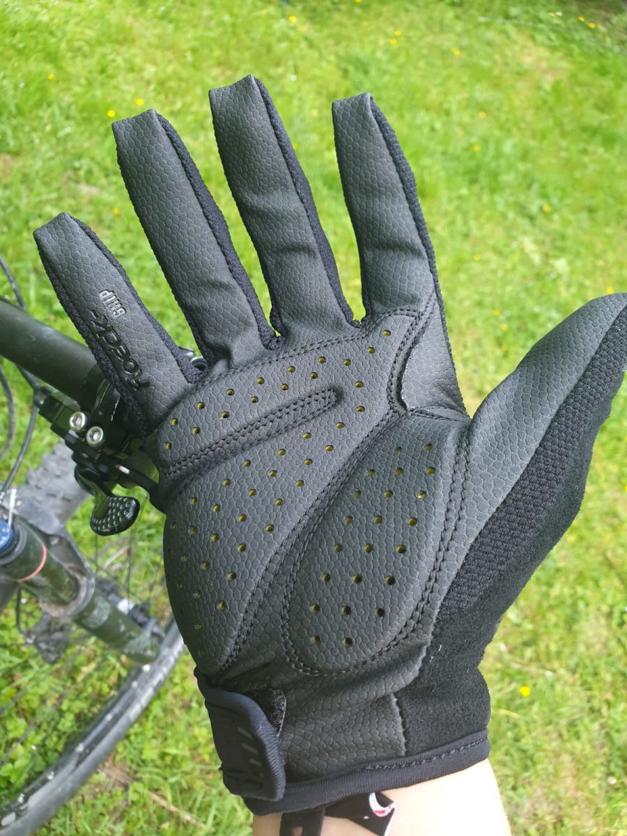 (c) Tim Sobinger - Produkttest Roeckl Handschuh MTB Mangfall