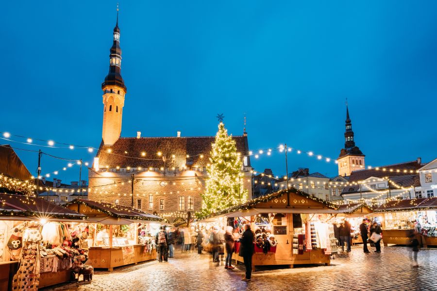 Weihnachts_Special_Tallinn ©Shutterstock_Grisha Bruev