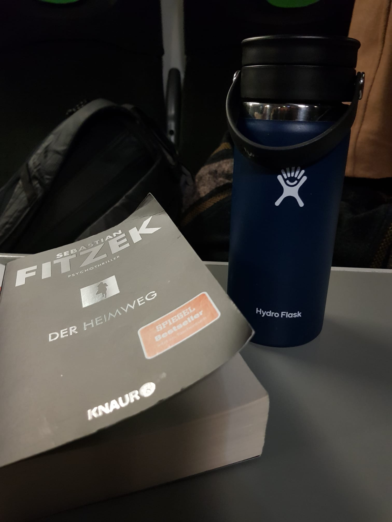 Hydro Flask Coffee Lid - Kaffee to go im Zug nach Wien