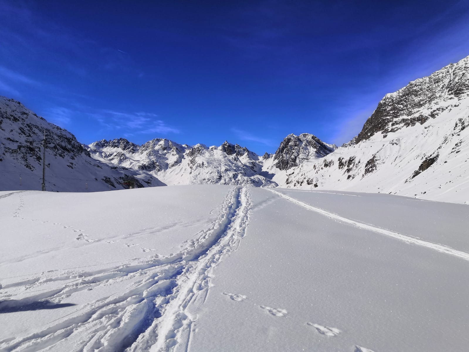 Schneeschuhwanderung zum Silvrettasee_ neue Spuren ziehen_(c) mateoundelena