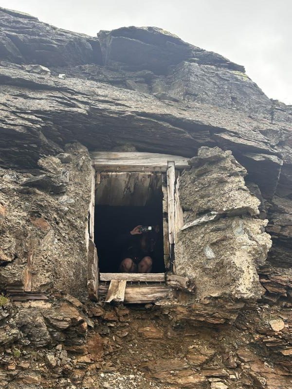 (c)be-outdoor.de_Petra_Sobinger_Bormio_Hiking_Stelvio_Historical_Trek