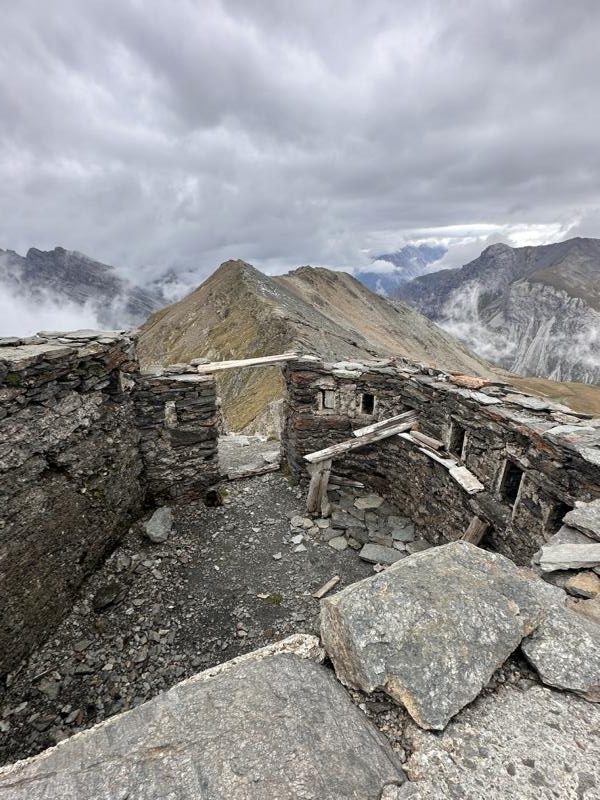(c)be-outdoor.de_Petra_Sobinger_Bormio_Hiking_Stelvio_Historical_Trek