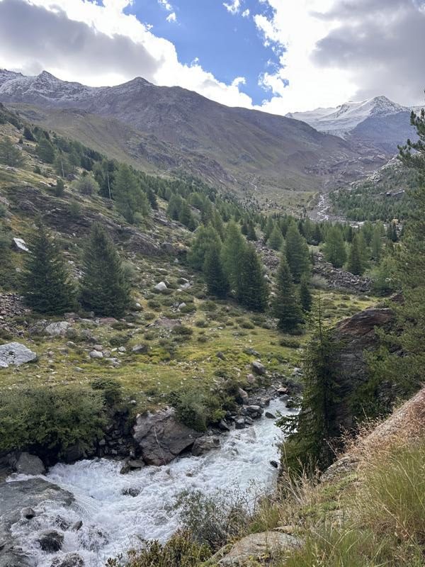 (c)be-outdoor.de_Petra_Sobinger_Bormio_Hiking_Stelvio_Historical_Trek