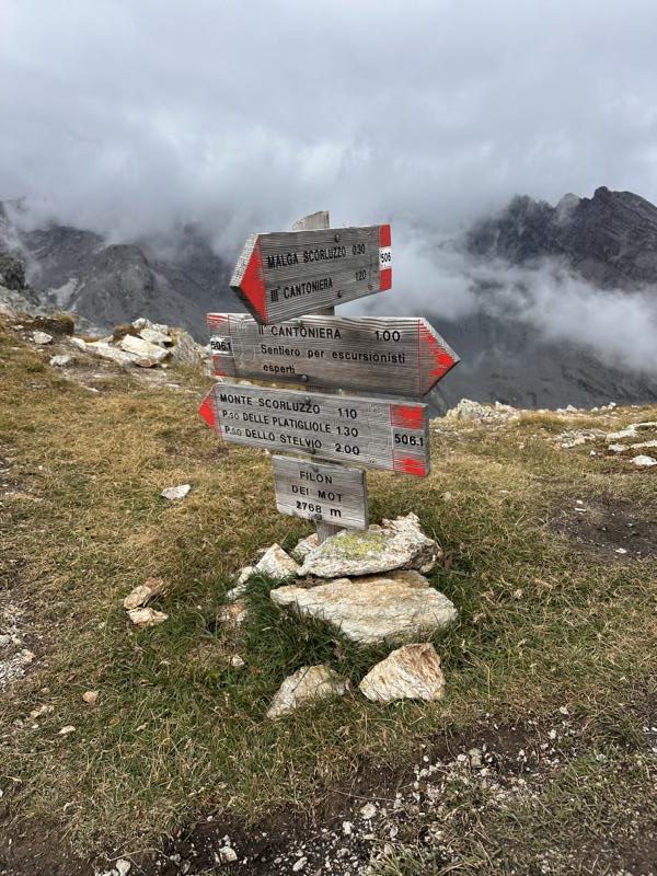 (c)be-outdoor.de_Petra_Sobinger_Bormio_Hiking_Stelvio_Historical_Trek
