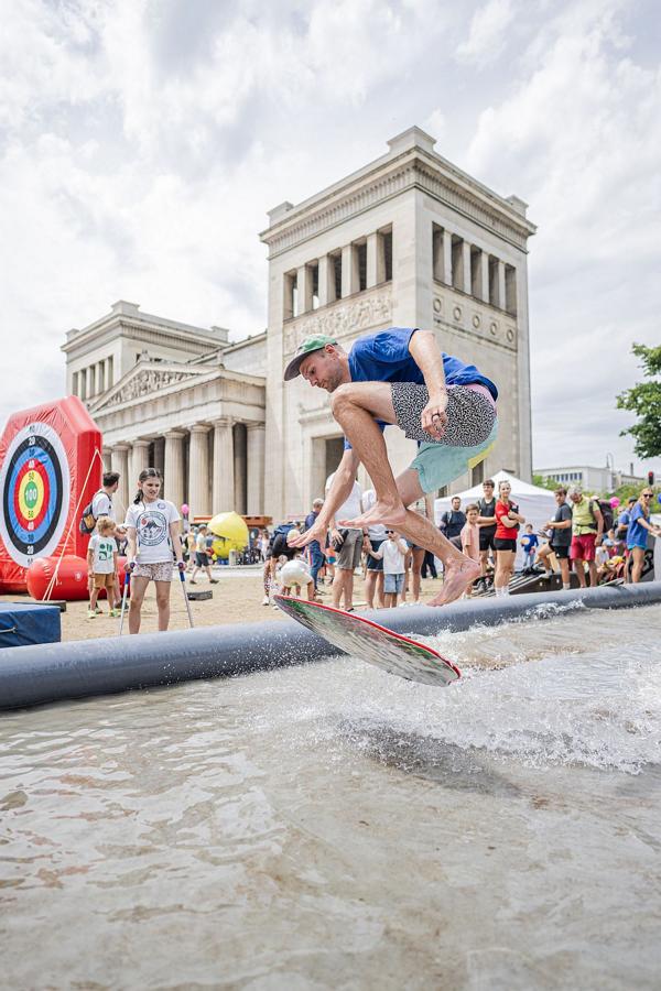 (c)Skimboarding 3-facher Europameister Semjon Szillat Bildnachweis Harald Wisthaler