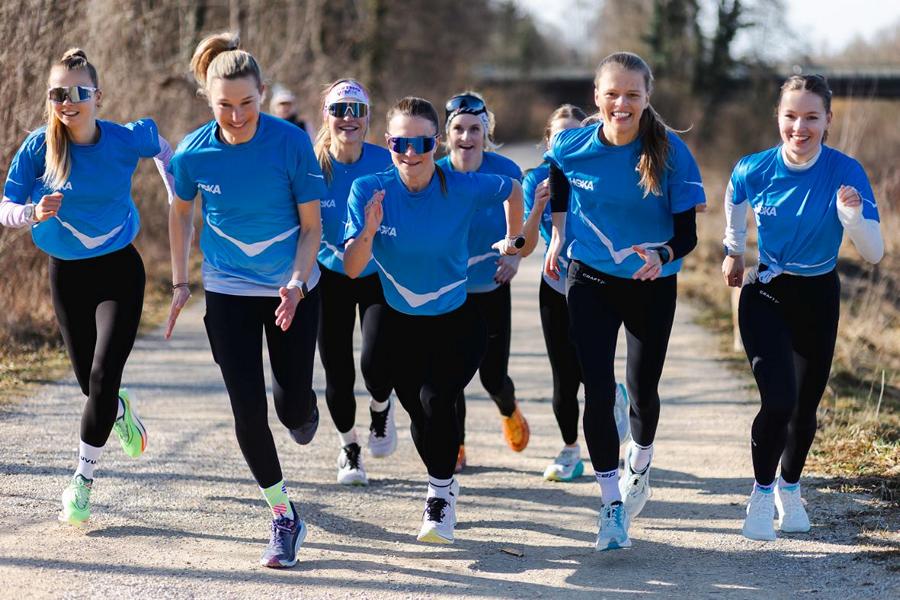 (c)Heidi Willmann - Gesprächsstoff - (c)Anne Kaiser