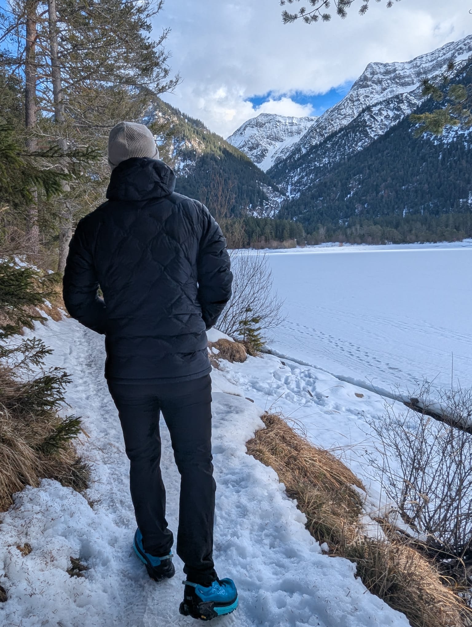 Big Agnes W’s Bearsley UL & M’s Zetto UL Jacke