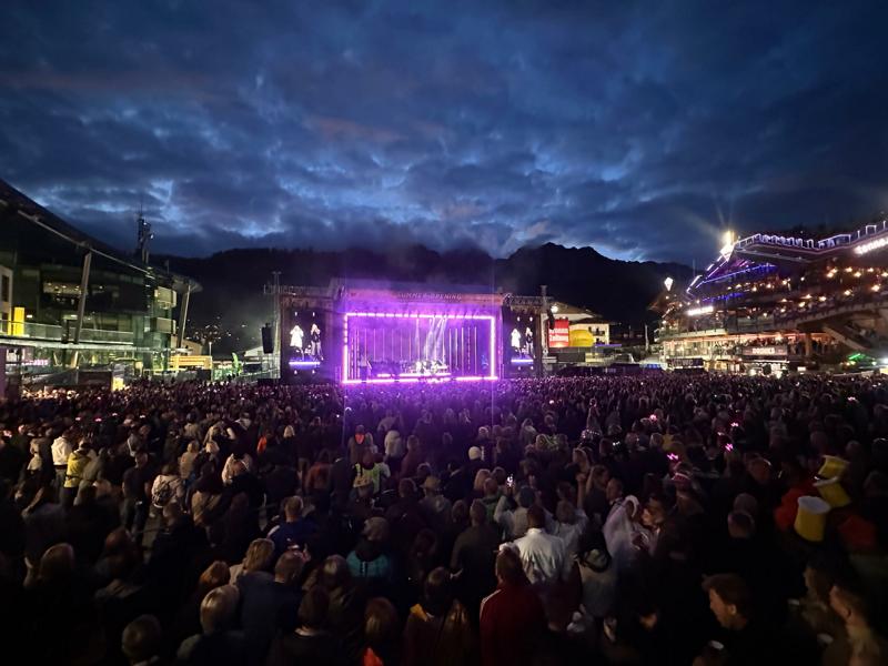 (c)be-outdoor.de Petra Sobinger - Roland Kaiser Schladming Dachstein Opening