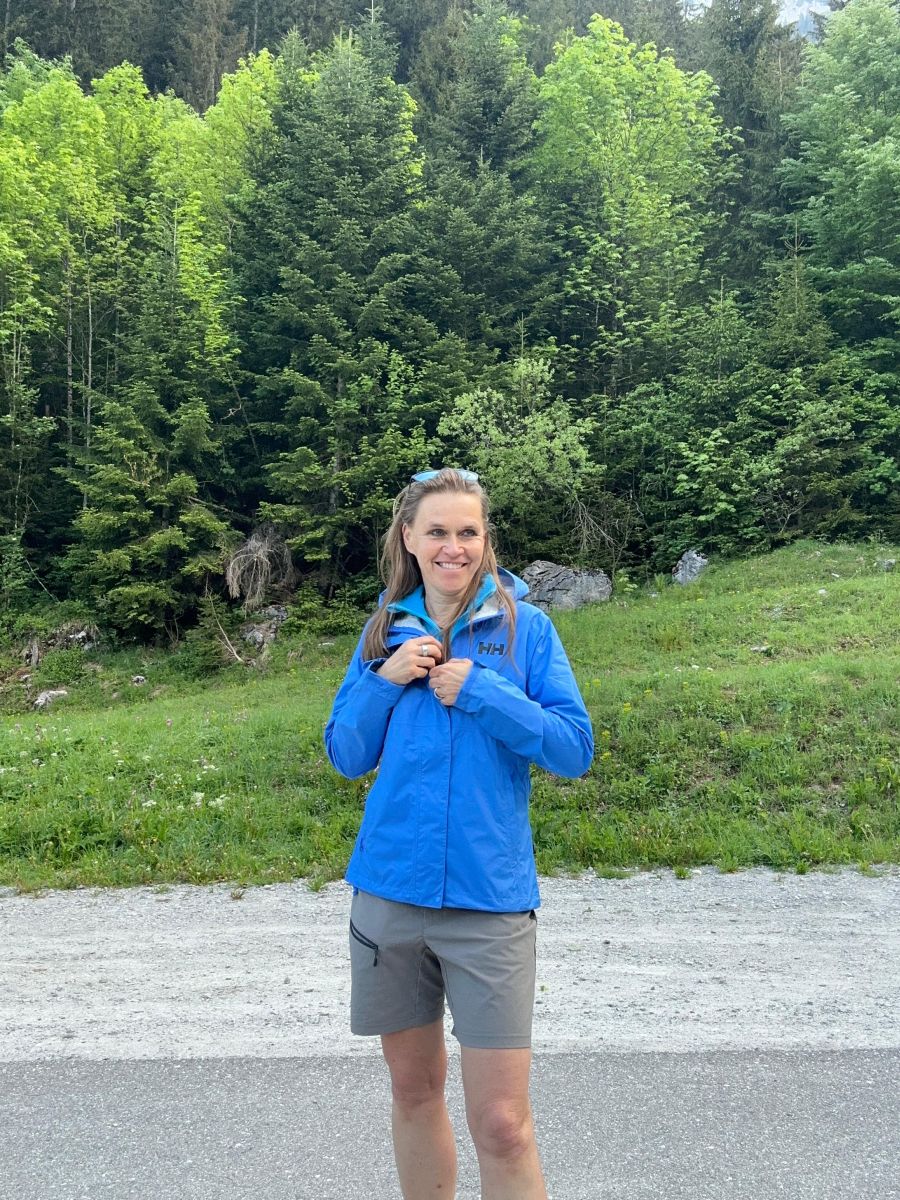 (c)be-outdoor.de - Petra Sobinger - Helly Hansen Loke Jacket 2.0 und Versalite 1/2 Zip Fleece