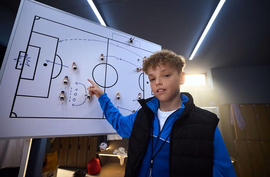 (c)Playmobil - Fußball Kampagne