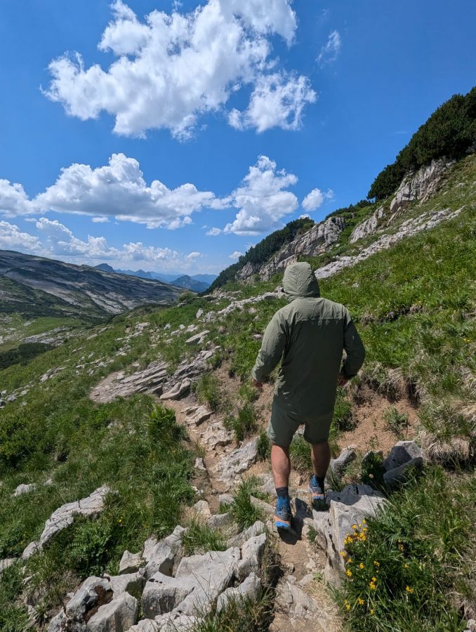 (c)be-outdoor.de_La Sportiva Freeway Windjacke